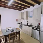 Holiday home Akoni House