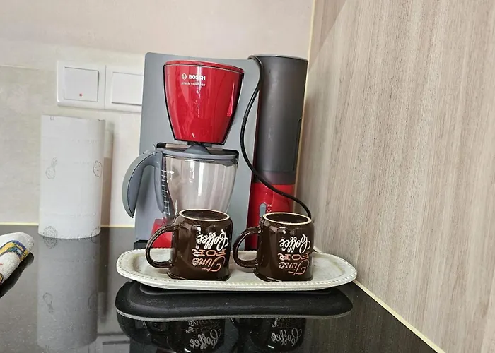 Akoni House * Dhrousha